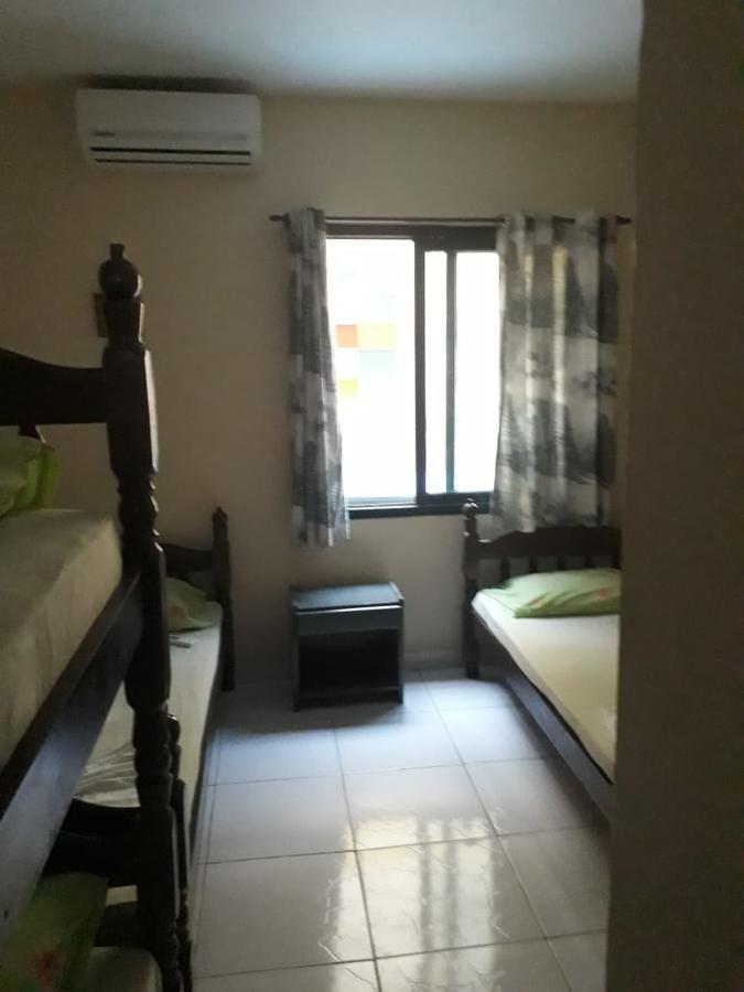 Pousada Flor Amarela Balneário Camboriú Esterno foto
